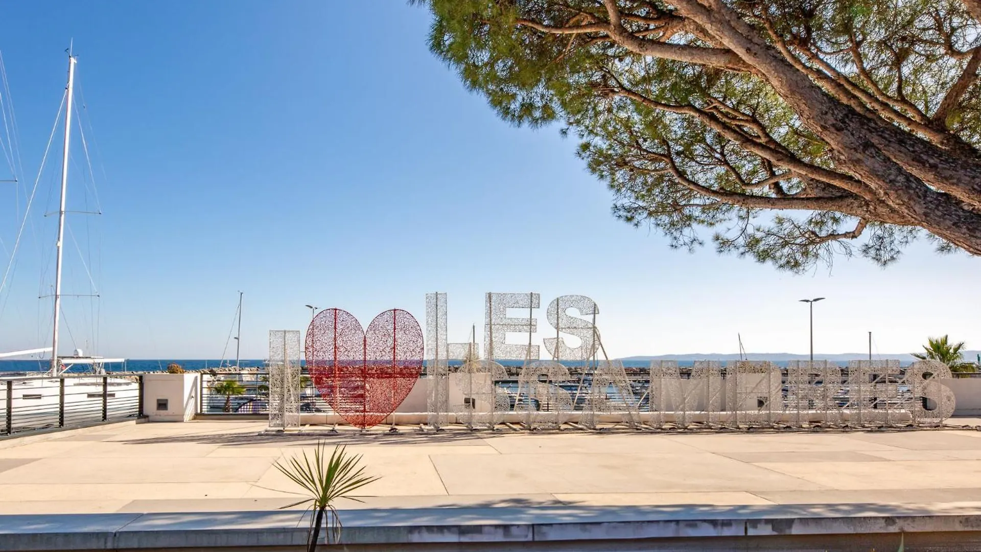 Studio Les Jardins D'Ys-10 By Interhome Les Issambres 0*,